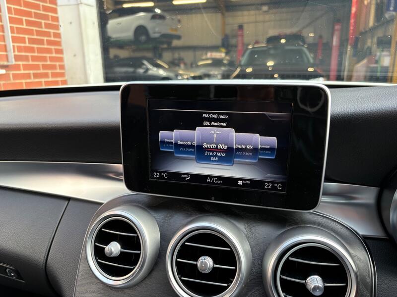 MERCEDES-BENZ C CLASS